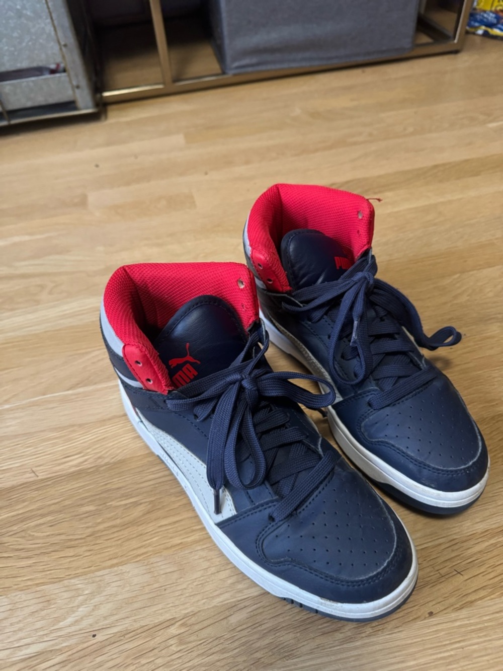 Puma Boys Navy High-Top Basketball Shows with Red Lining